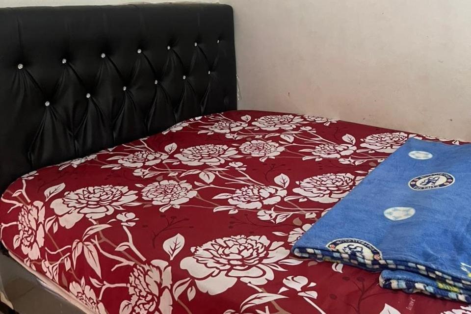 Oyo 93849 Kng Syariah Pekanbaru